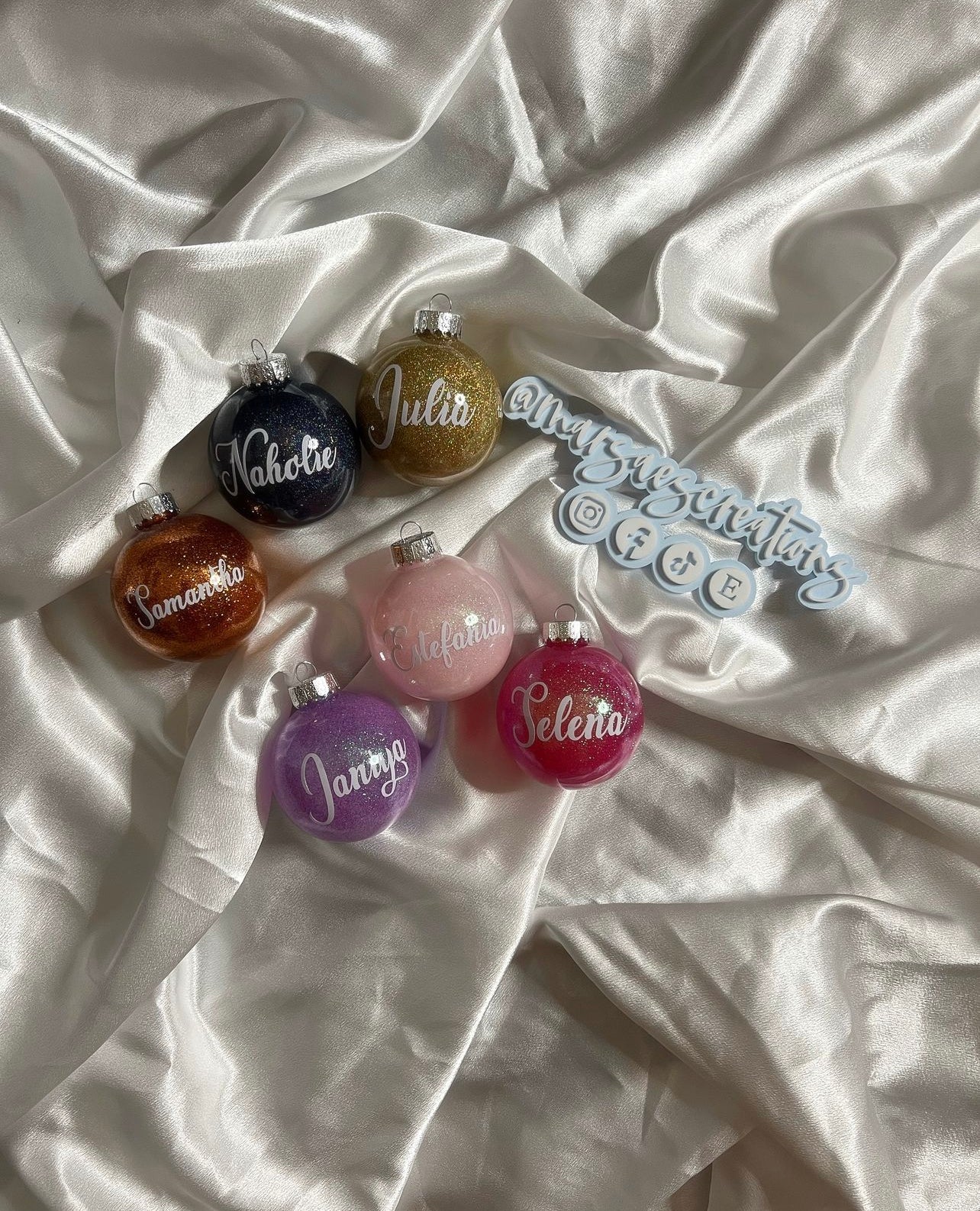 Personalized Christmas Ornaments - Celebrate in Style