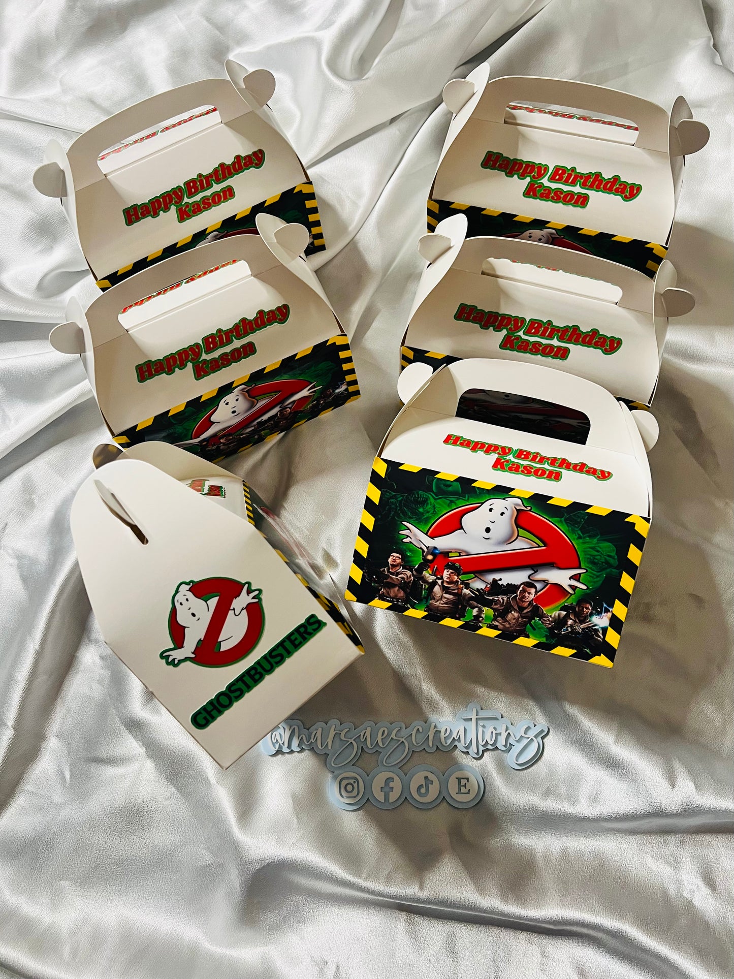Personalized party favors for weddings and birthdays with custom designs